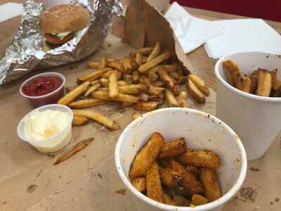 Five Guys Milton Keynes Xscape