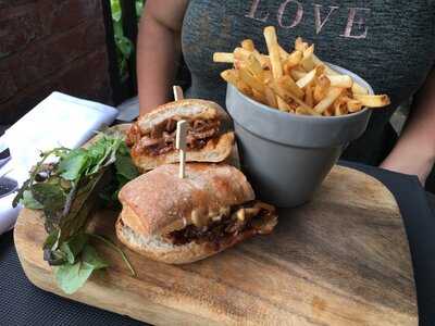 The Wineglass Restaurant