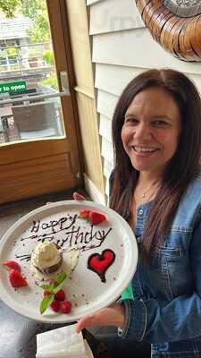 Browns Brasserie And Bar