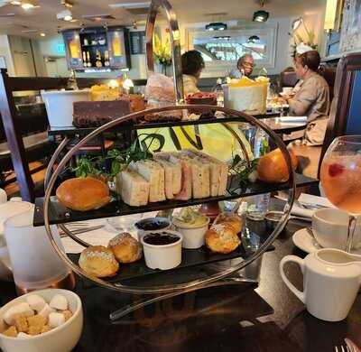 Browns Brasserie And Bar