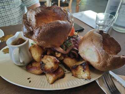 Castle Farm, Midford