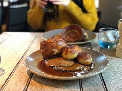 The Thomas A Becket, Worthing