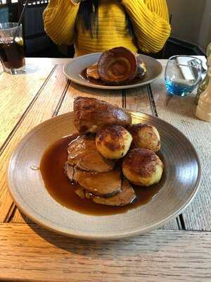 The Thomas A Becket, Worthing