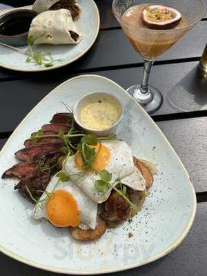 Maxy Farm Pantry & Restaurant