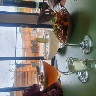 Maxy Farm Pantry & Restaurant