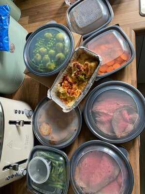 Riverside Sports Bar And Kitchen