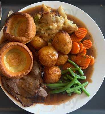 Riverside Sports Bar And Kitchen