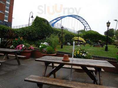 The Gatehouse Tavern