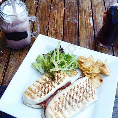 Papillon Coffee House