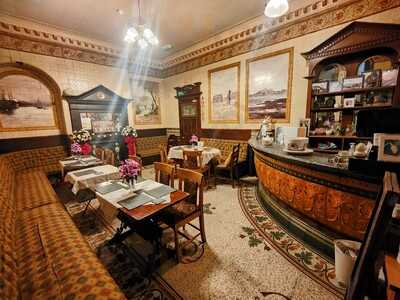 Nicola's Coffee And Cakes