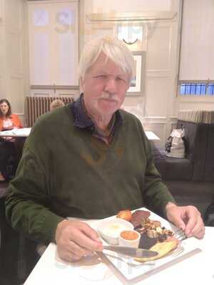 Pandora Coffee House