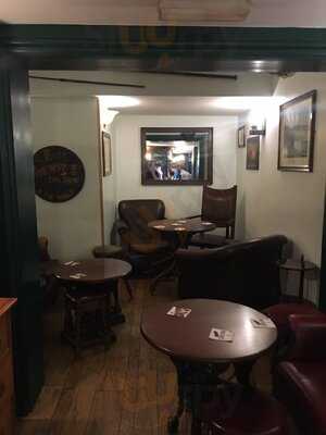 The Plough Pub & Restaurant