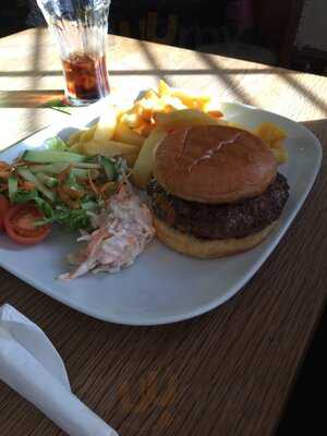 The Plough Pub & Restaurant