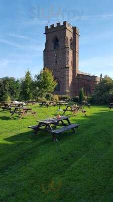 Peal O' Bells Pub, Holt