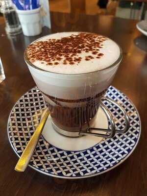 Carluccio's - Cheltenham