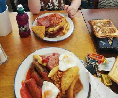 Stonehouse Pizza & Carvery Young Vanish Inn