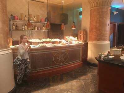 The Olive Tree & Garden Room