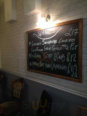 Cefn Mably Bar & Rooms