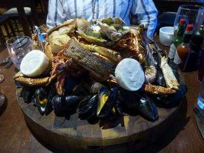 The Crab Restaurant And Bar