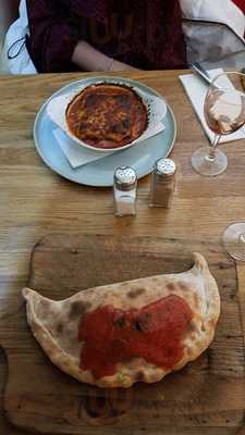 Avanti Restaurant & Bar