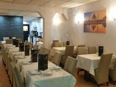 Oasis Tandoori