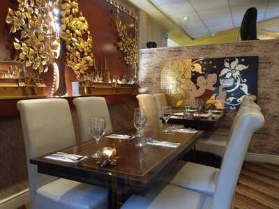 Thai Balcony - Photo 7