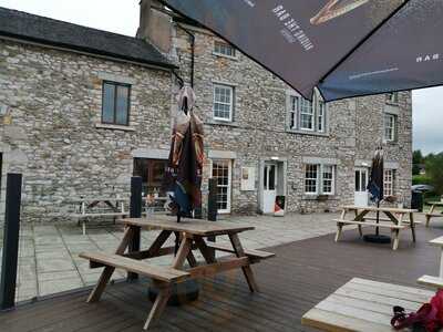 Waters Edge Restaurant