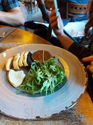 Waters Edge Restaurant