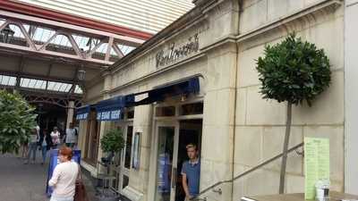 Carluccio's - Windsor
