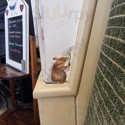 The Old Copper Kettle