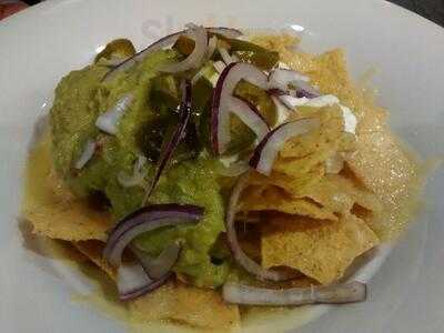 Cafe At Hotel Ibis London Luton Airport