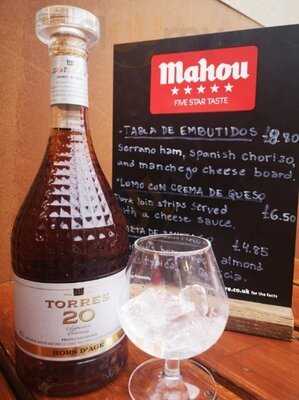 Tres Angelos Tapas Bar