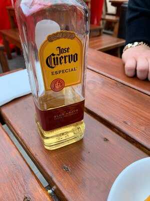 Tres Angelos Tapas Bar