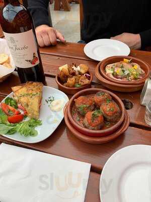 Tres Angelos Tapas Bar