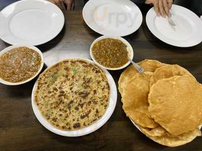 Bala Sweet And Tandoori Centre