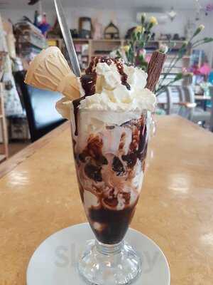 The Happy Hedgehog Cafe