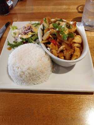 Ruby 7 Days Cuisine Cantonese Restaurant