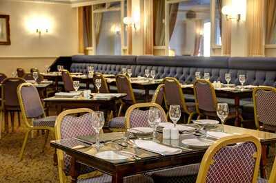 Fanshawe's At The Sandpiper Hotel