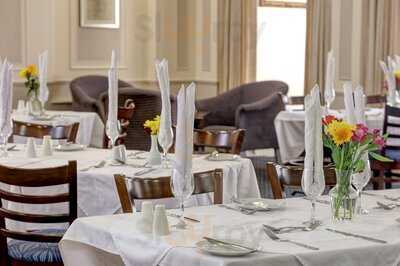 Fanshawe's At The Sandpiper Hotel