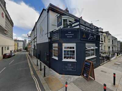 The Pub On The Hoe Restaurant
