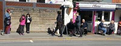 Aroma Coffee & Sandwich Shop