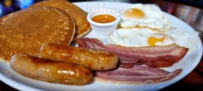 Willie Wastle's Restaurant And Bar