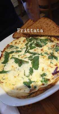 Castello Bar Restaurant - Photo 8