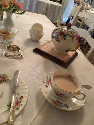 Bessiestown Vintage Tea