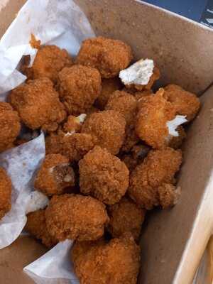 Thirsty Bear Bar & Pizza Restaurant