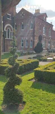 Jonathans In The Park