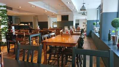 The City Bar & Diner