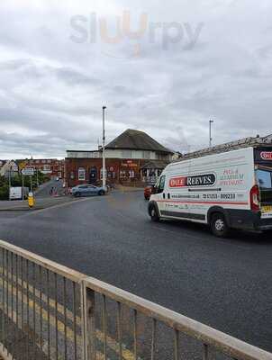 Gynn Pub & Restaurant