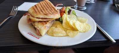 Spooner's Grill, Cafe & Bar