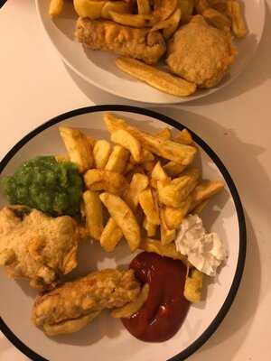 Fish & Chips On Thames Avenue